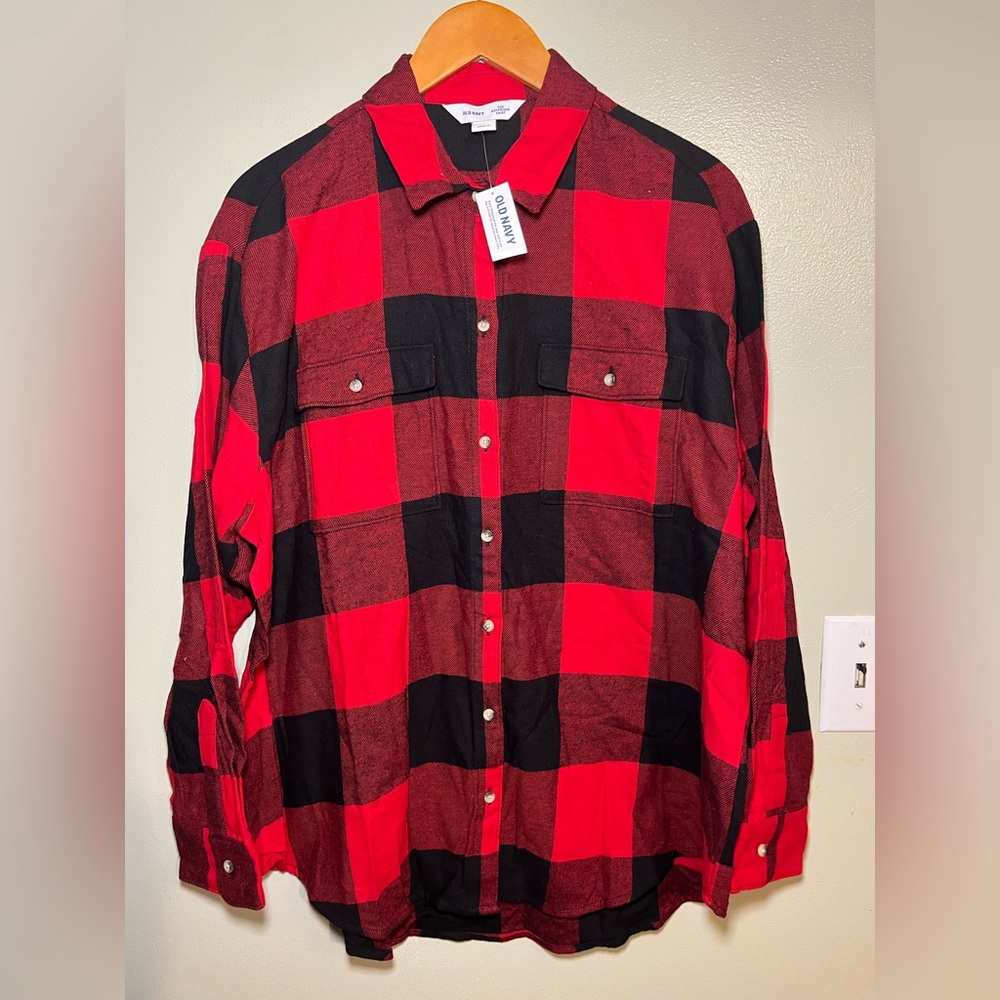 Old Navy Womens Red and Black Plaid The Boyfriend Fit Flannel L NWT